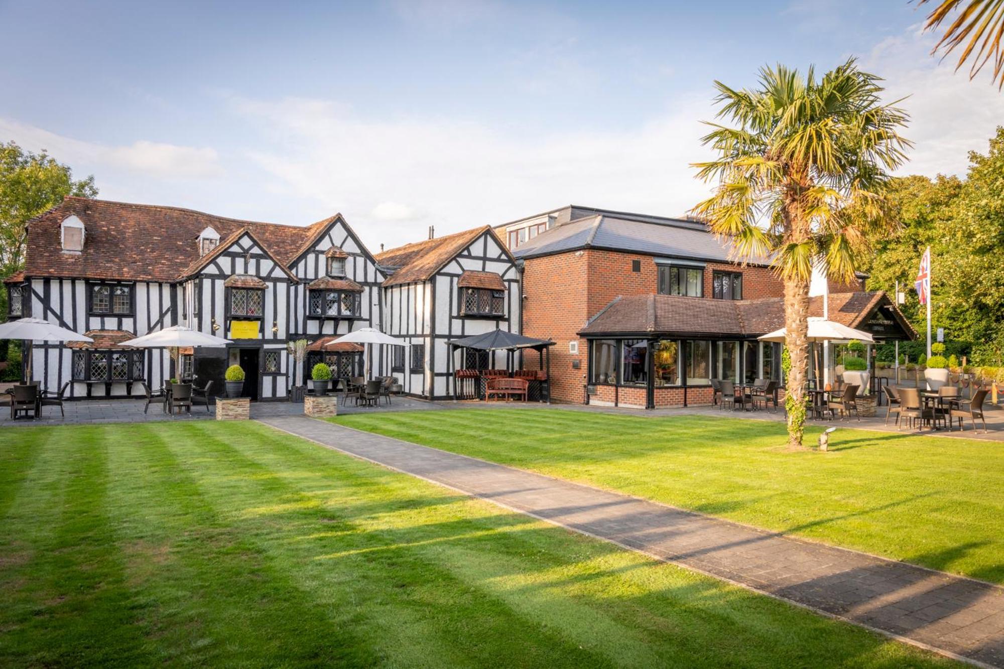 Donnington Manor Hotel Sevenoaks Exterior photo